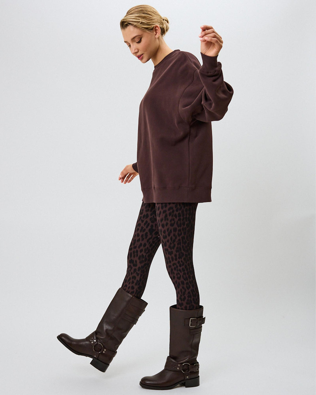 OV Sweater Good Karma Truffle OV Sweater Good Karma Truffle