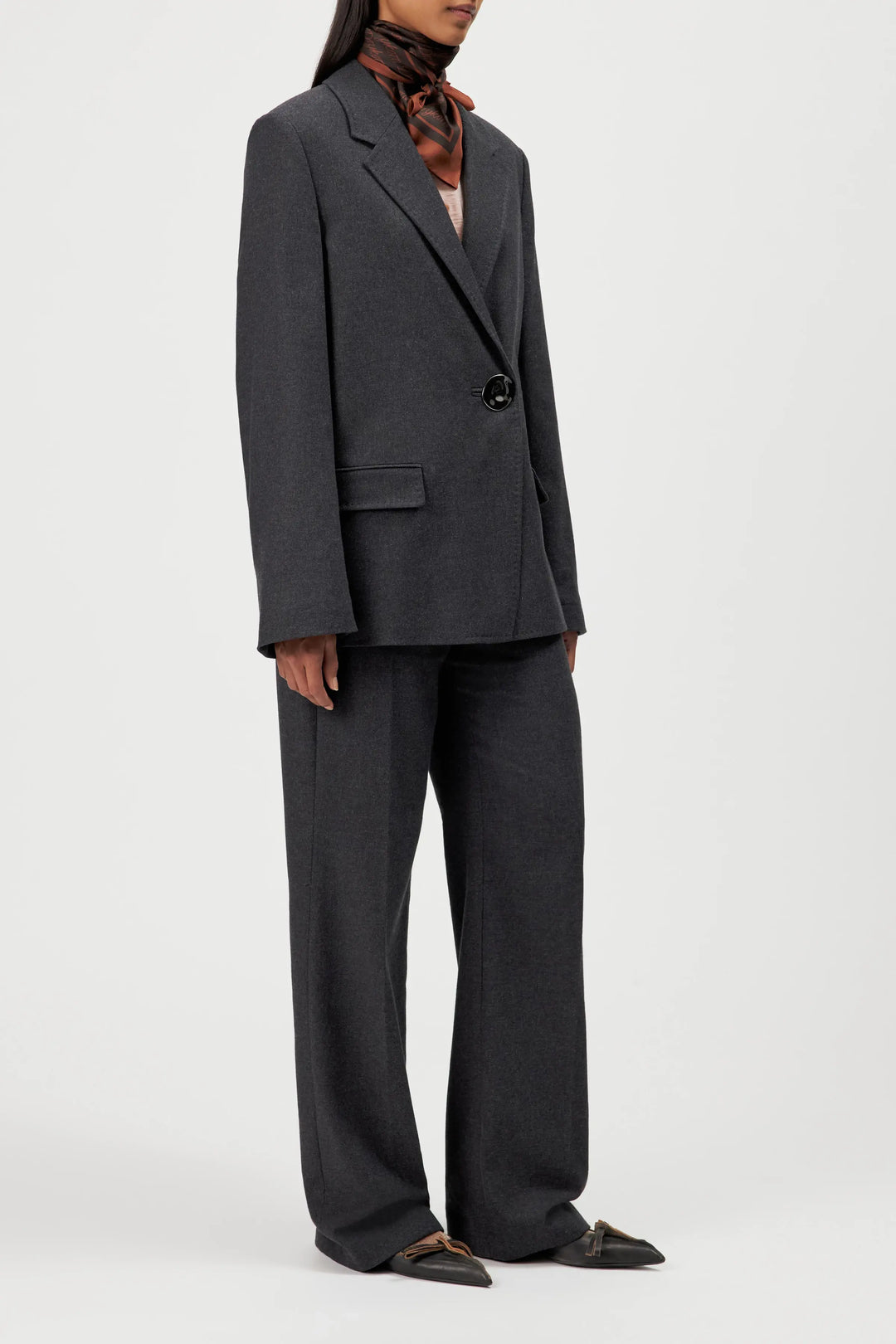 Shenton_1 Grey