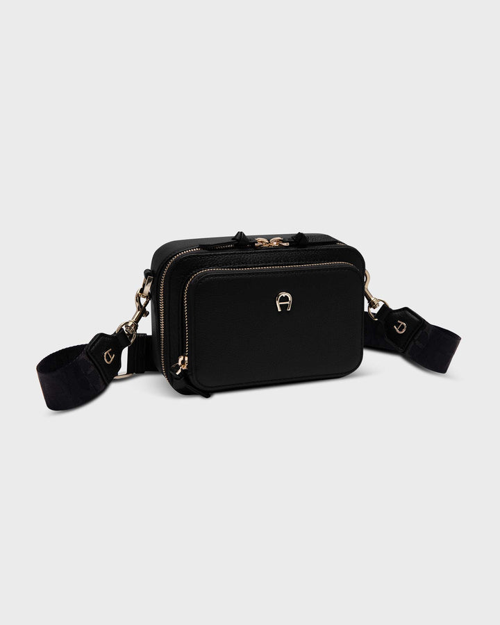 Zita S Black