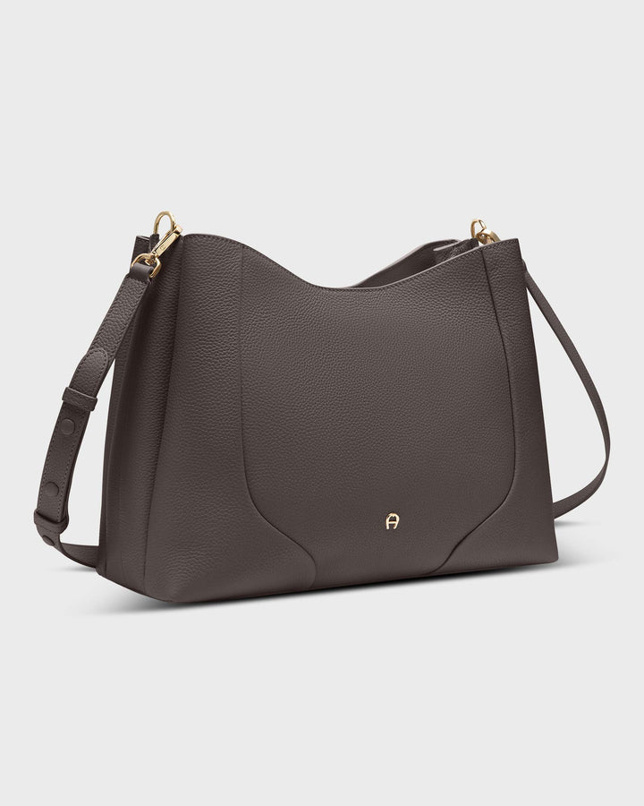Mara L Acacia Brown
