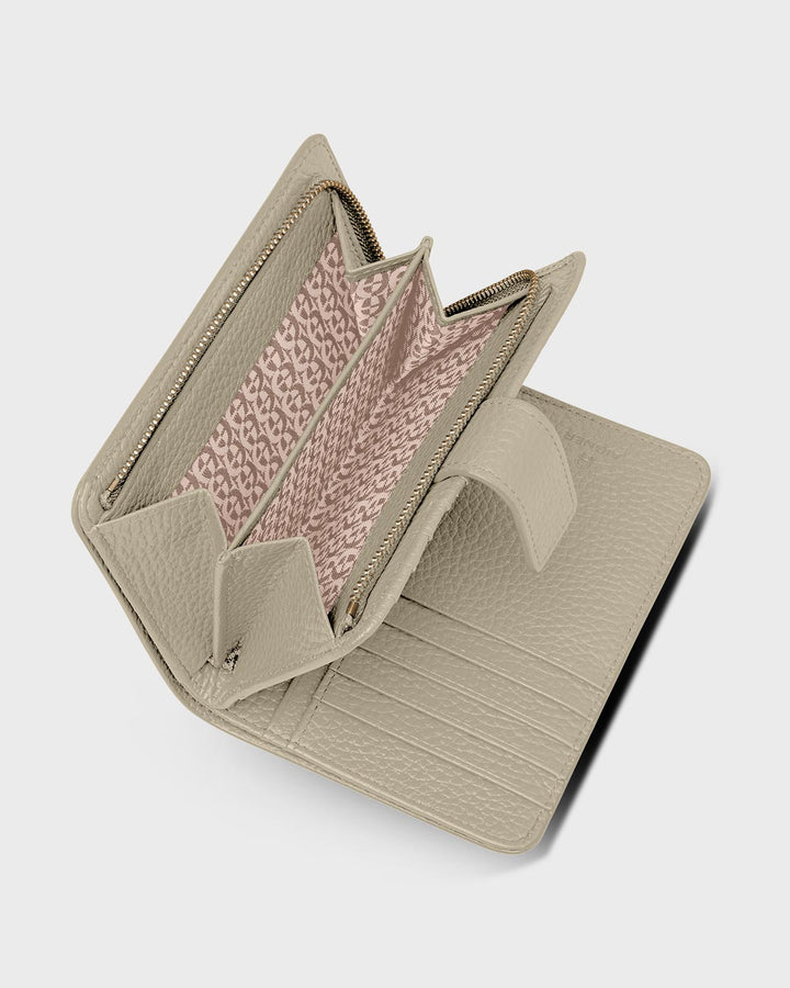 Ivy Alpaca Beige