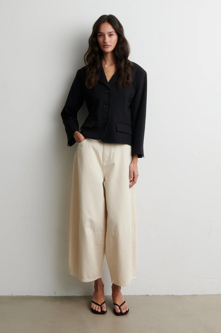 Sella Short Blazer Black