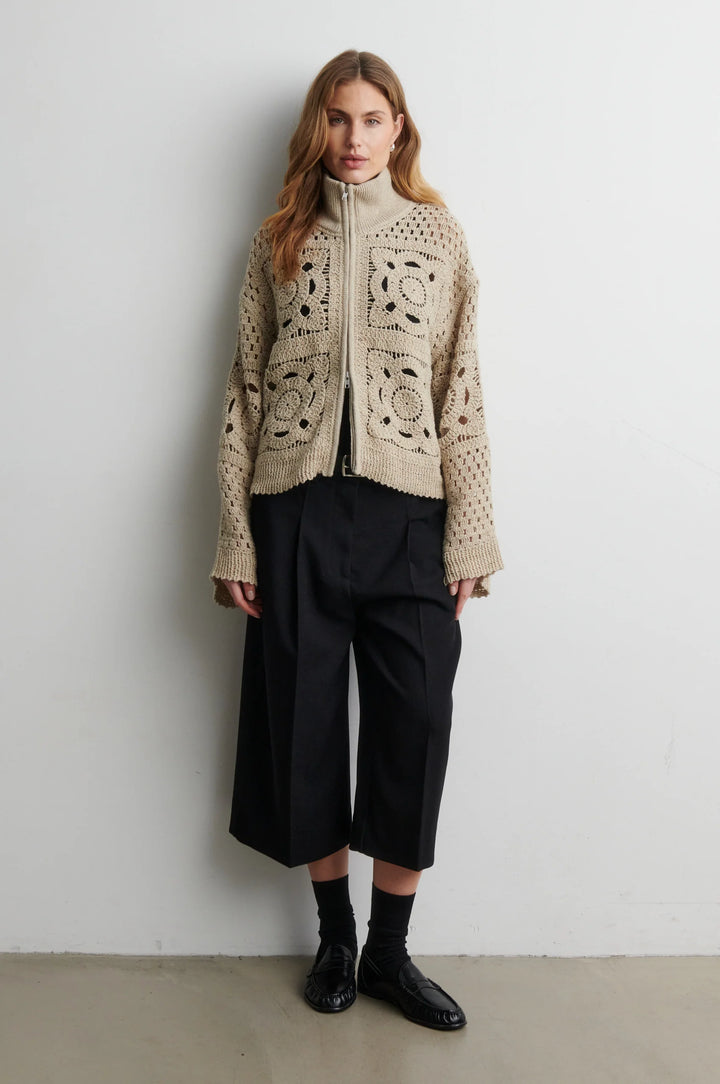 Sella Cropped Trousers Black