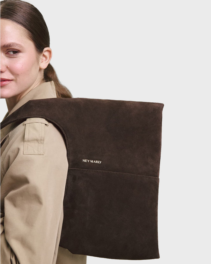 HEY MARLY Handtasche Alltime Lover Suede M Coffee – Bild 6
