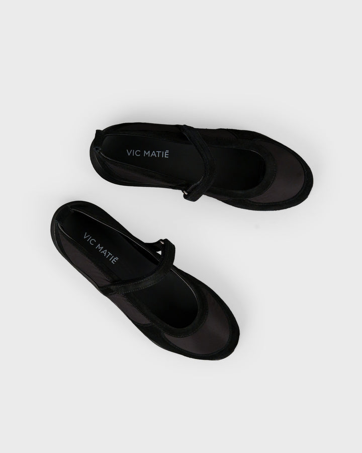 Ballerina Black