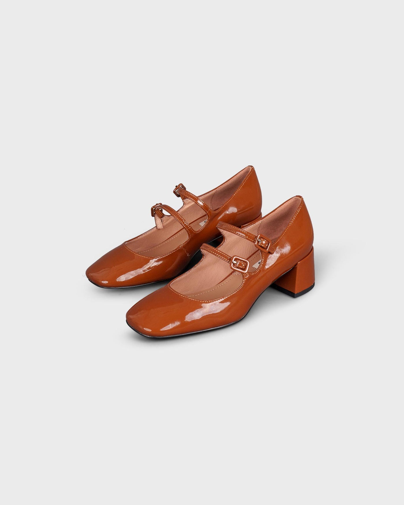 Cardiff Pump Cognac myMEID