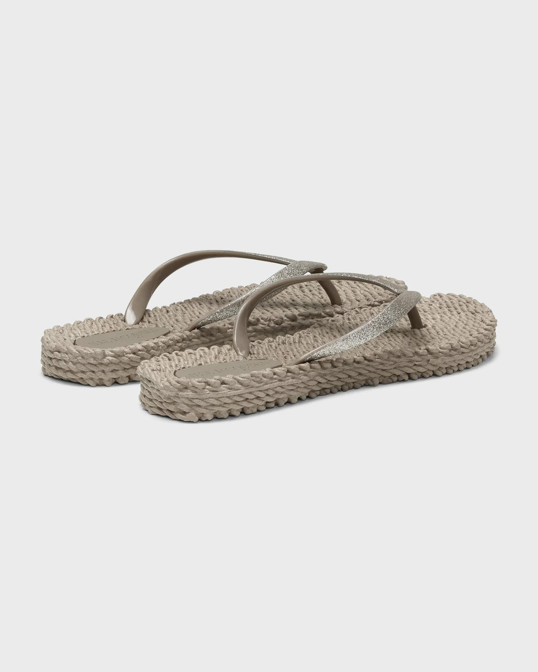 Flip Flop With Glitter Atmosphere