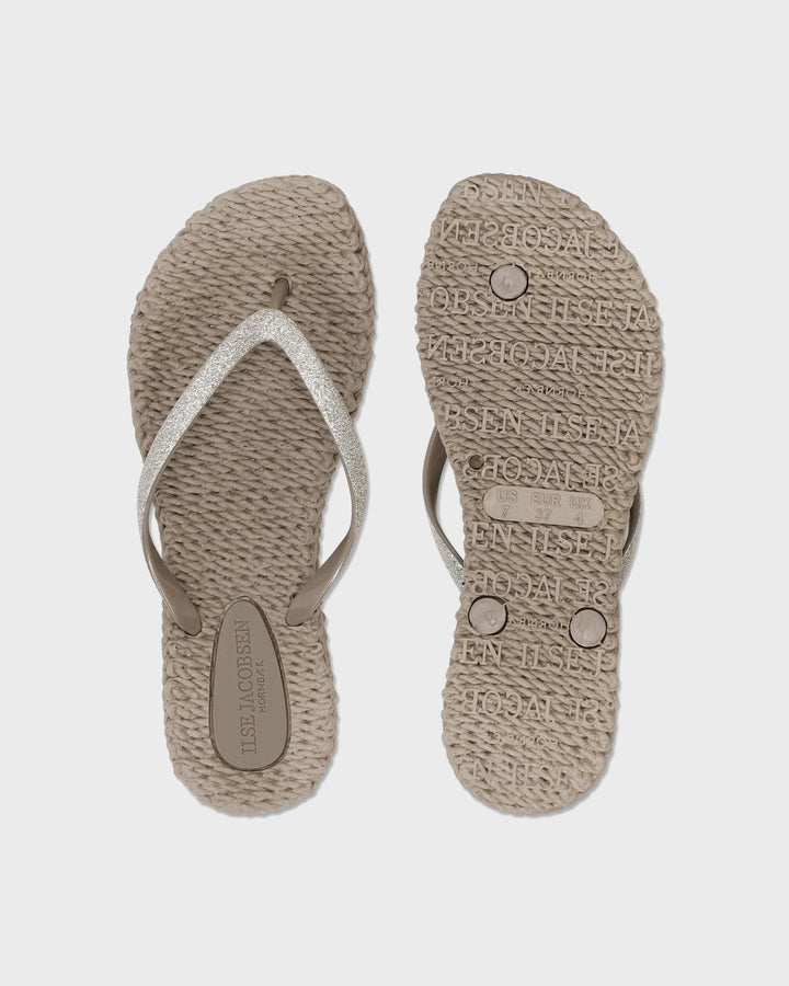 Flip Flop With Glitter Atmosphere