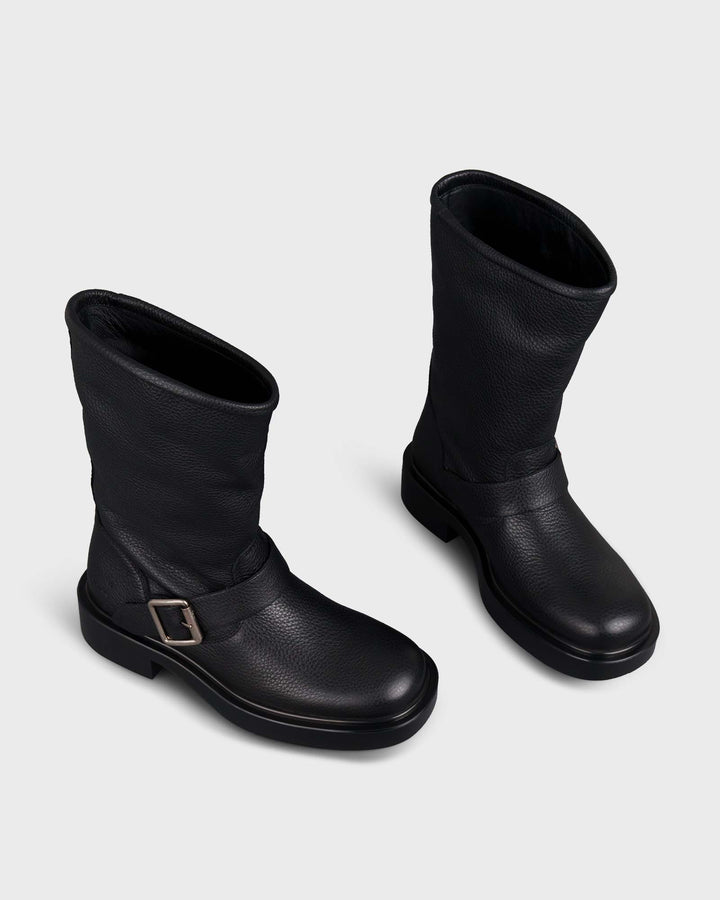 CPH442 Leather Black