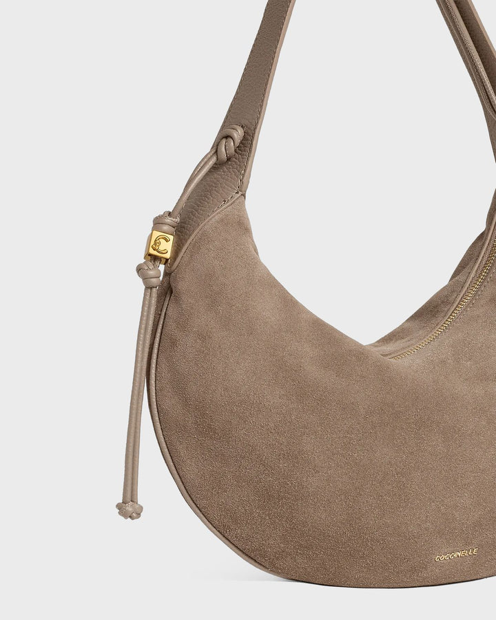 Coccinelle Handtasche Coccinelle Thess Medium Warm Taupe – Bild 4