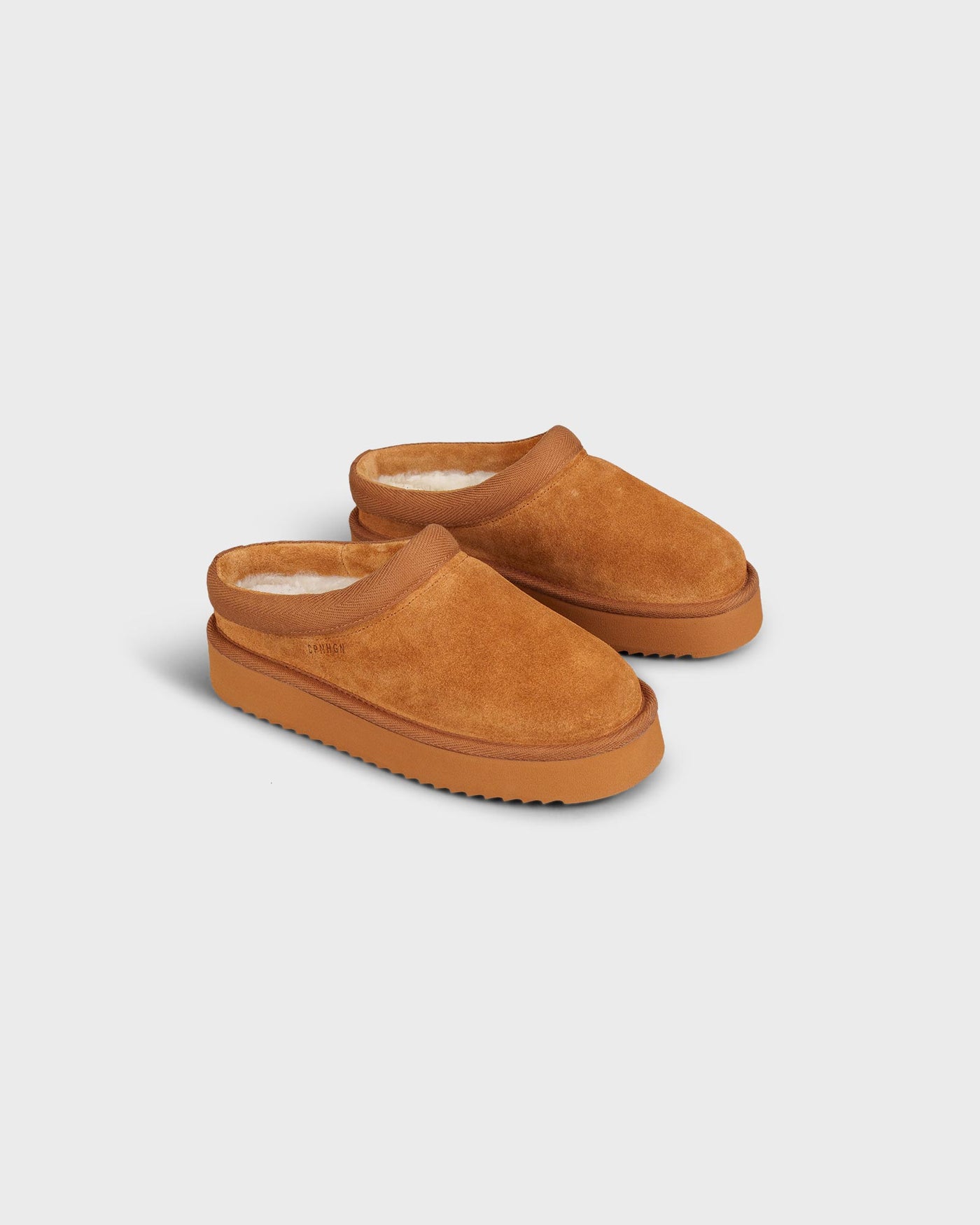 Copenhagen Studios Pantoletten CPH249 Suede Cognac myMEID