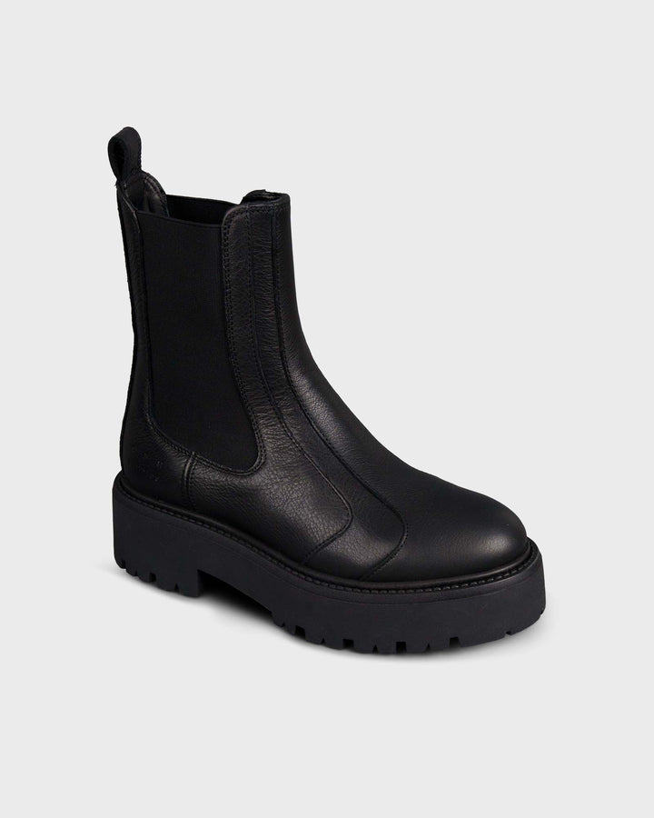 CPH715 Leather Black
