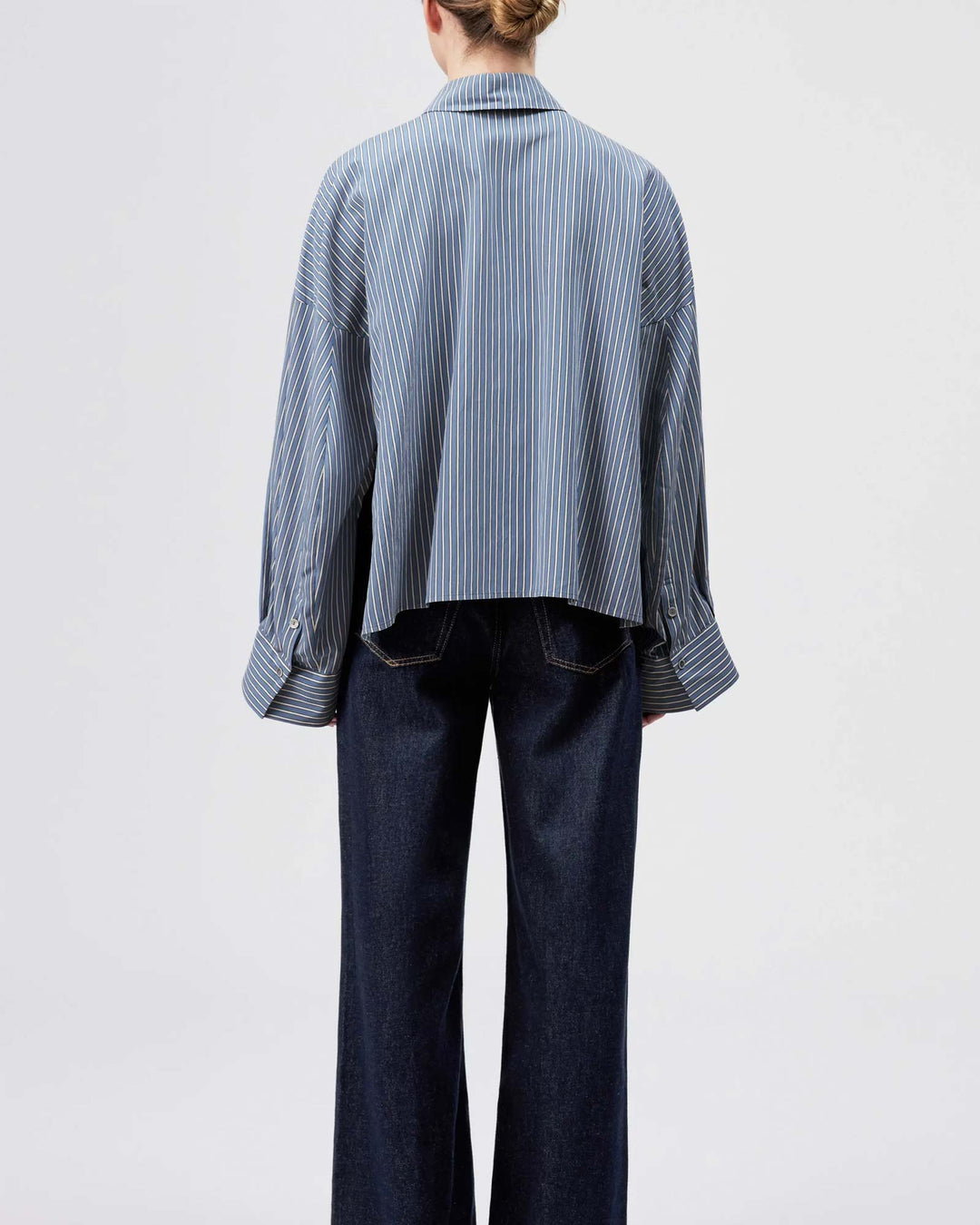 Oshia Blue
