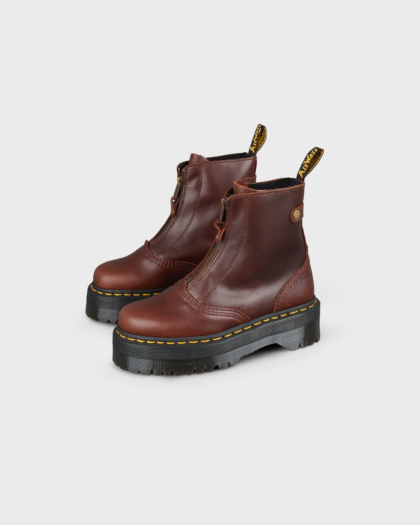Dr. Martens Damen Boots Jetta Classic Pull Up Dark Brown myMEID