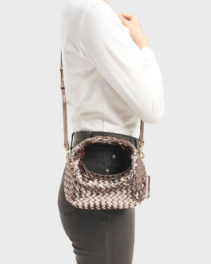 Les Visionnaires Handtasche Greta Micro Weave Metallic Light Bronze – Bild 5