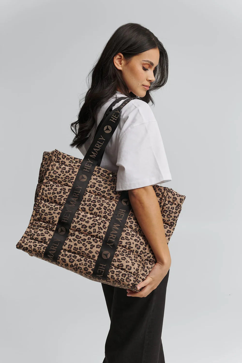 HEY MARLY Best Buddy Leo Sand Handtasche