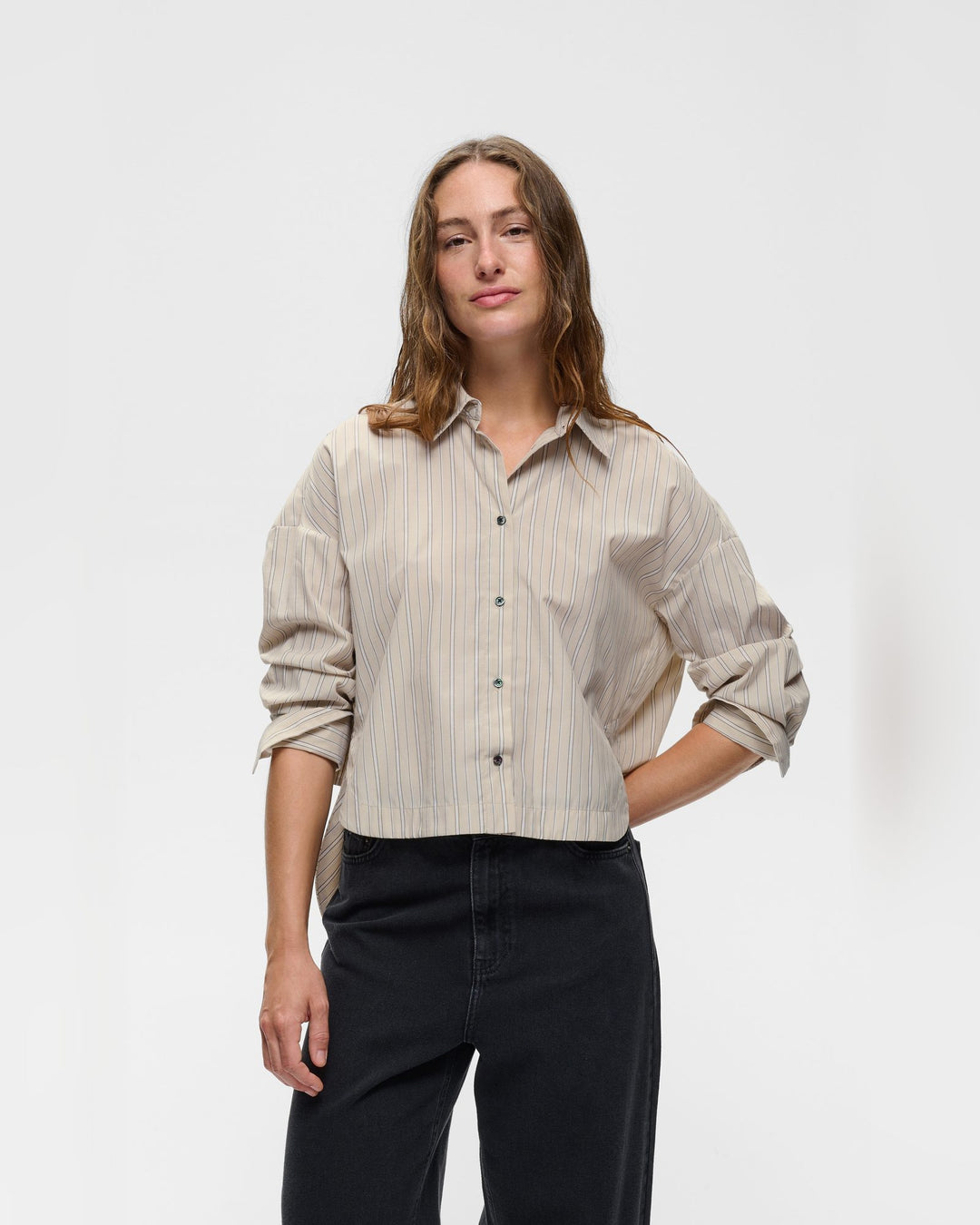 InWear Bluse Haleniw Short Shirt Dobby Stip Hummus – Bild 4