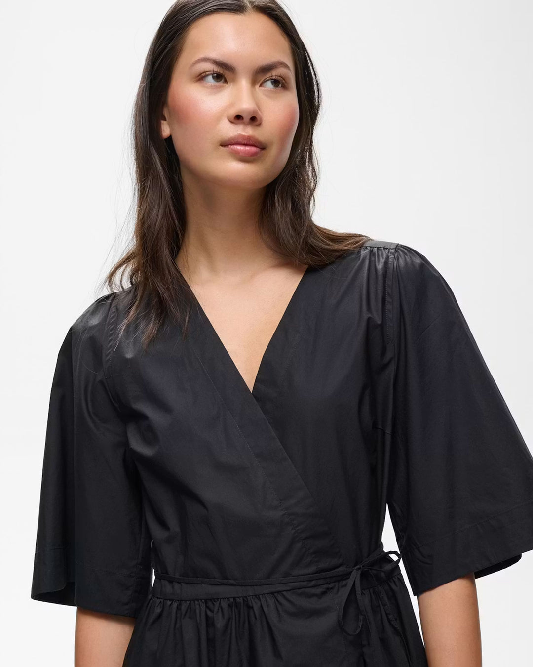 Hazeiw Wrap Dress Black