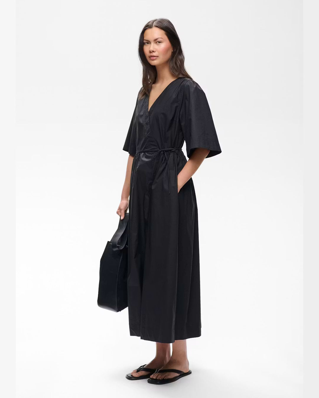 Hazeiw Wrap Dress Black