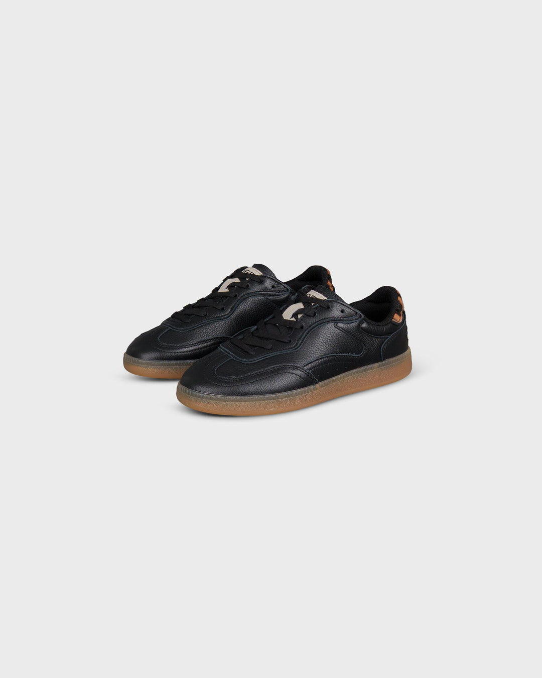 Alley Black