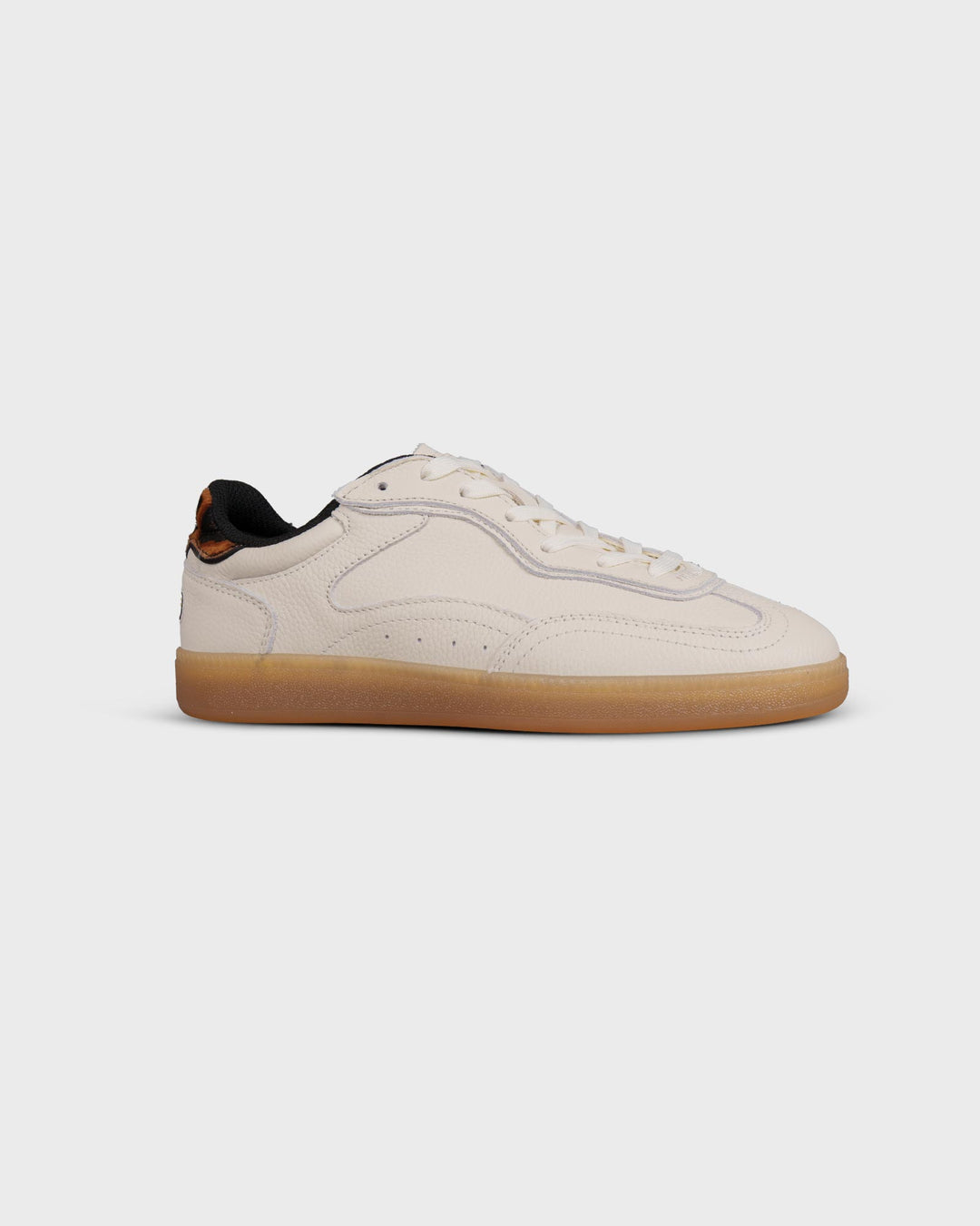Alley Off White