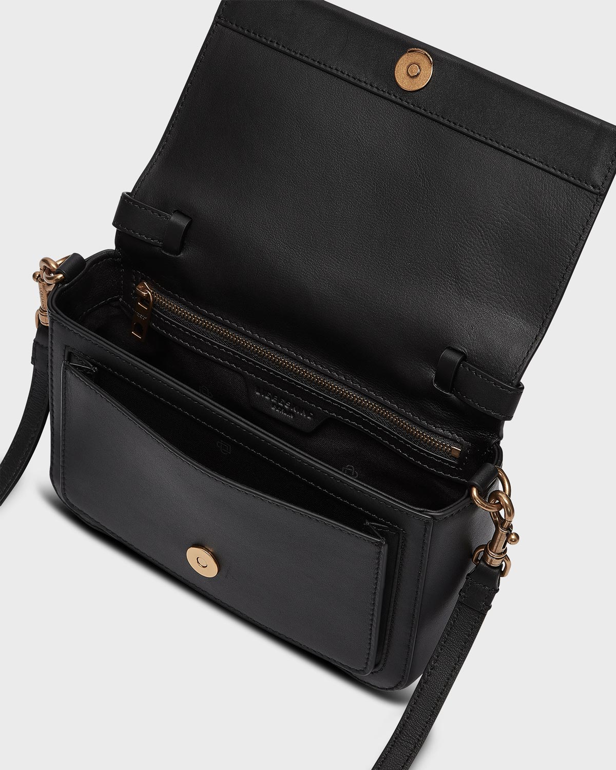 Liebeskind Berlin Umhängetasche  Lea Crossbody S Calf Nappa Black myMEID