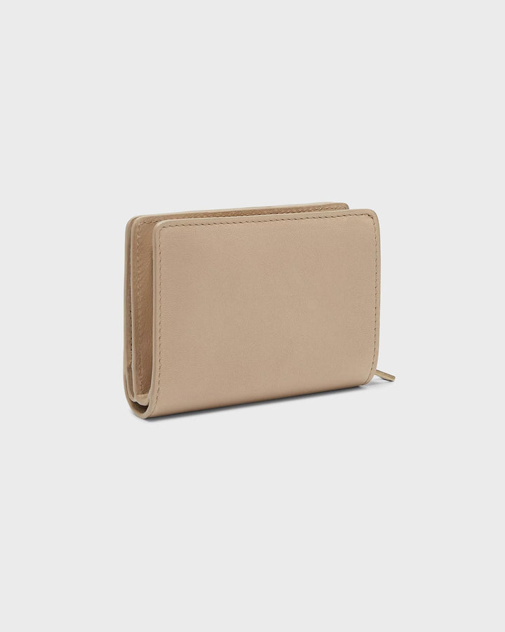 Thea M Beige