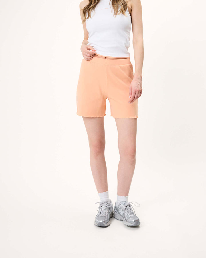Lyle Shorts Peach