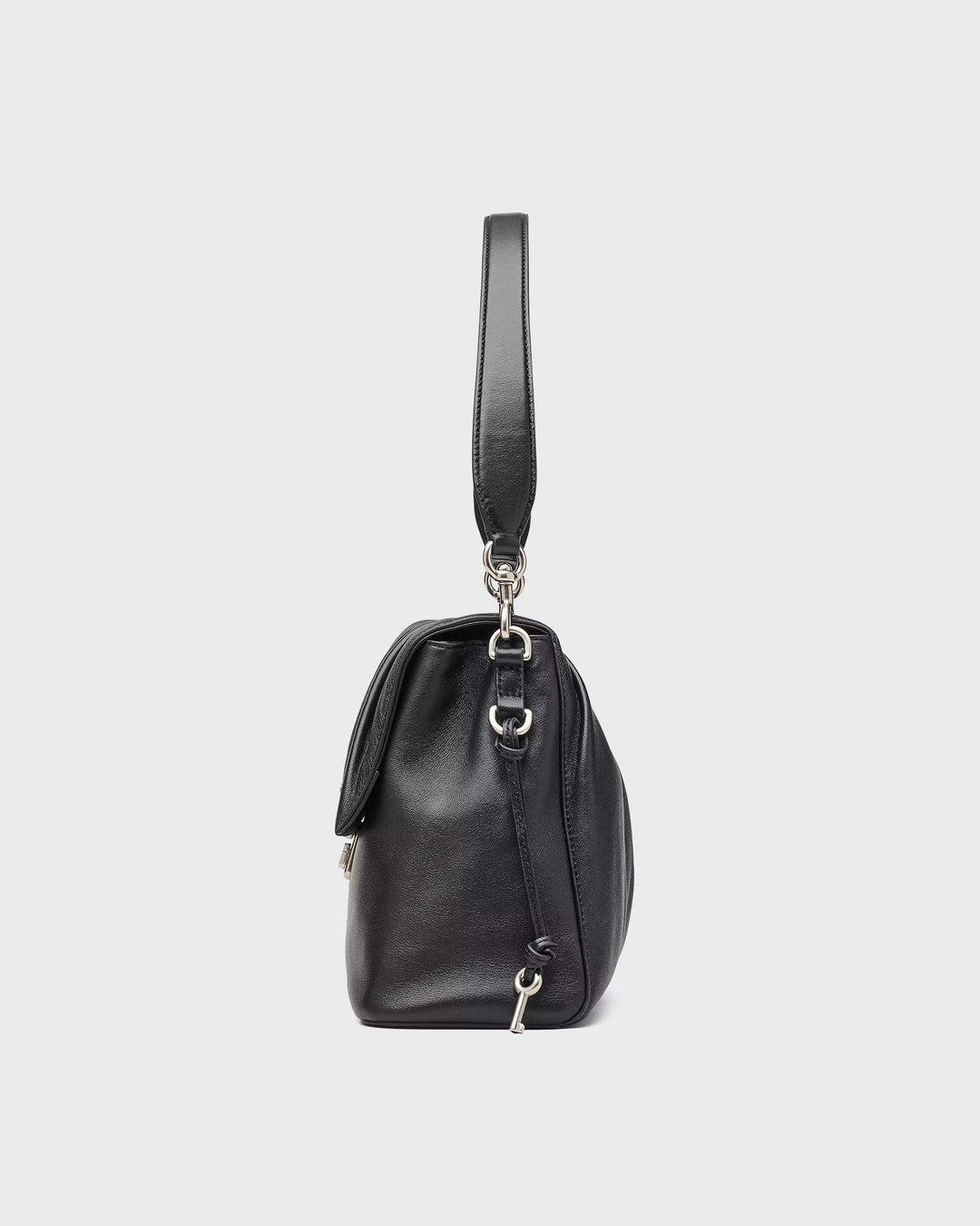 The Chinch Leather Messenger Black