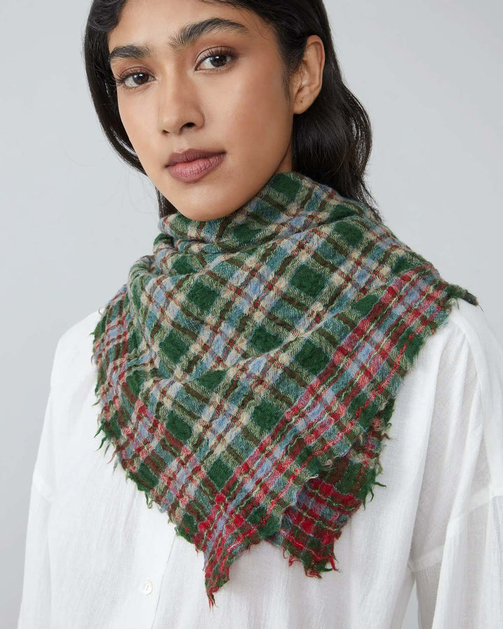 Magda Scarf N°793 Britisch Green