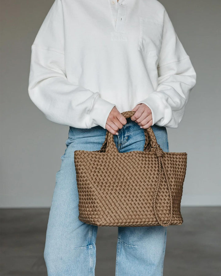 Marrea Medium Retro Sand