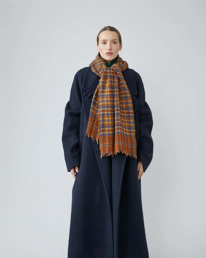 Mc Innes Scarf N°804 Toffee