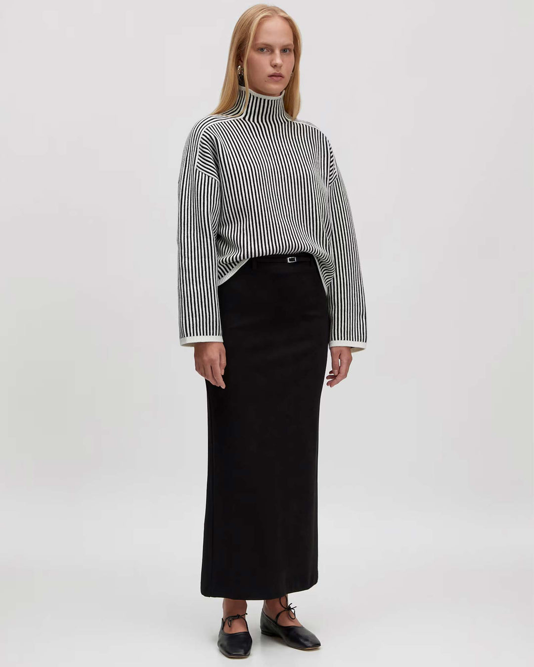 Nohea Jumper Black/White