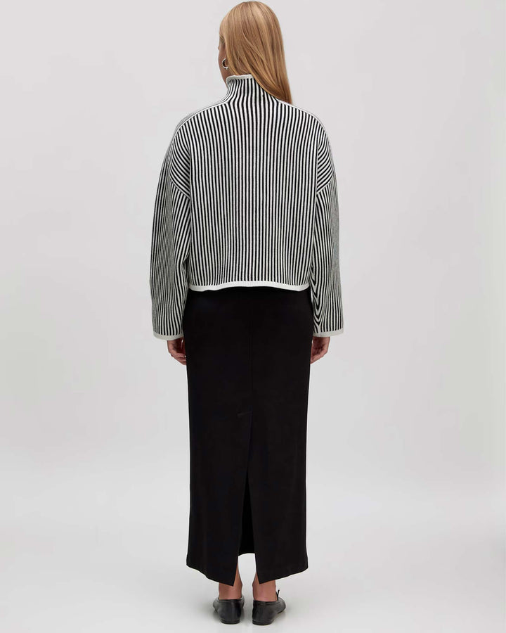 Nohea Jumper Black/White