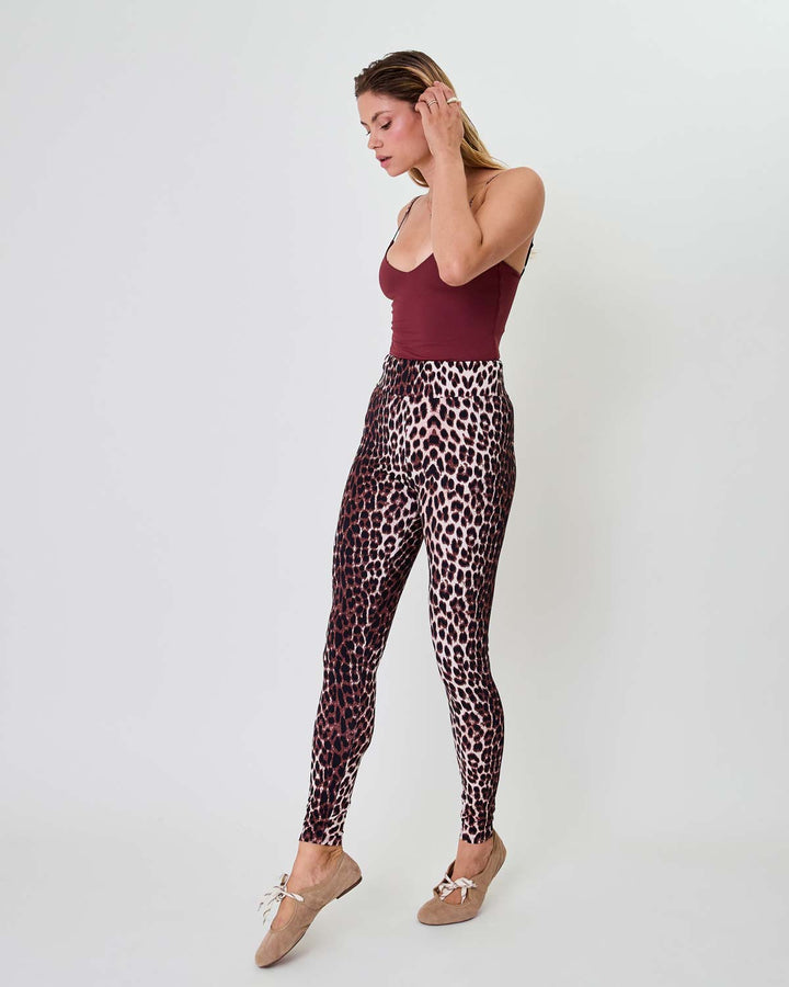 Rita Leggins Leo Cherrywood