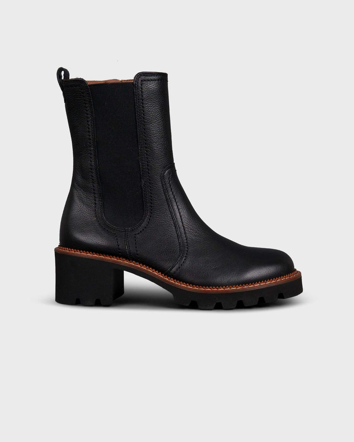 Chelsea Black