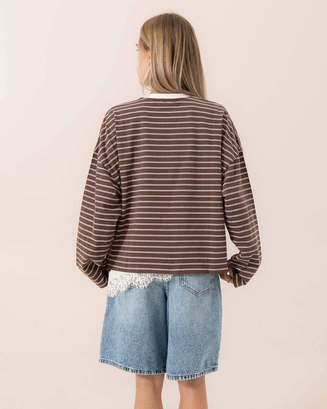 OH APRIL Longsleeve Regular Longsleeve Dark Brown Stripe – Bild 3