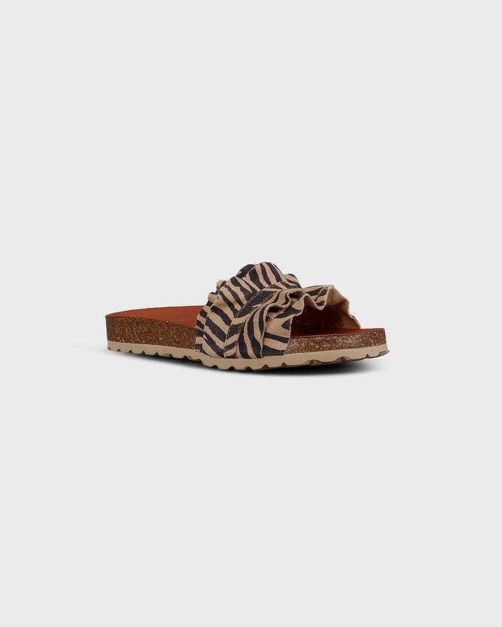 Rocio Serraje Volante Nat Zebra Camel