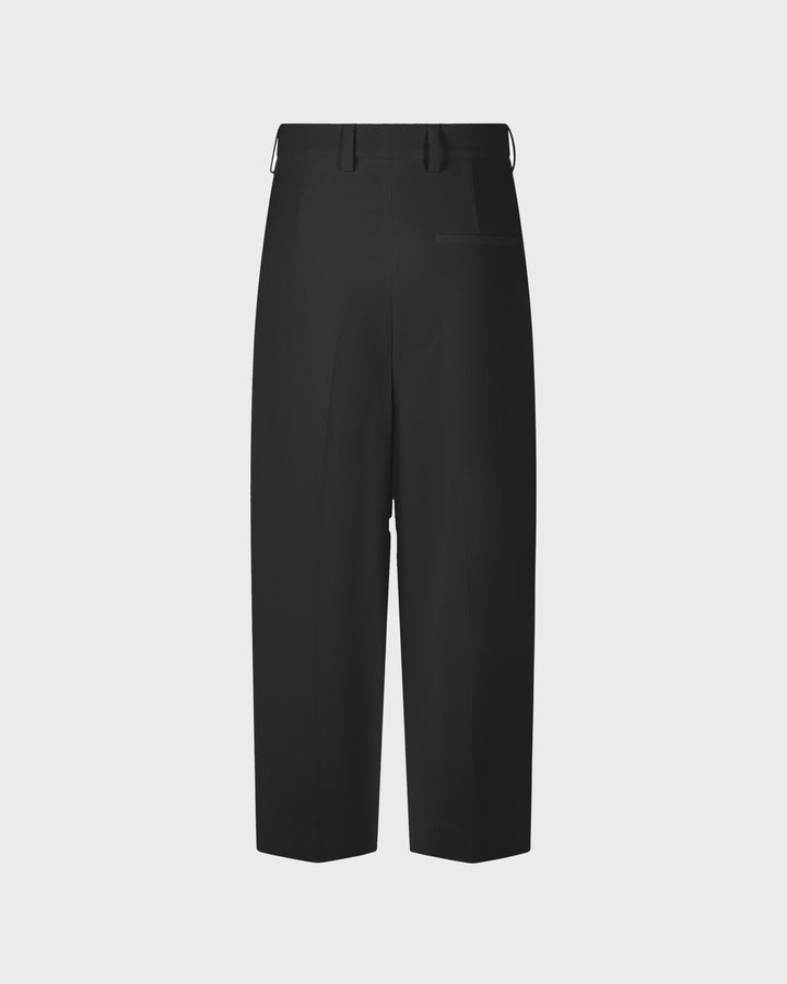 Noa Crop Black