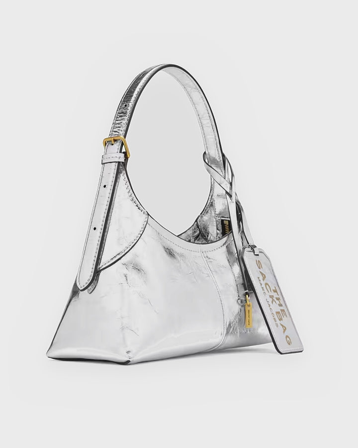 Marc Jacobs Handtasche Small Belted Sack Metallic Crinkle Silver – Bild 3