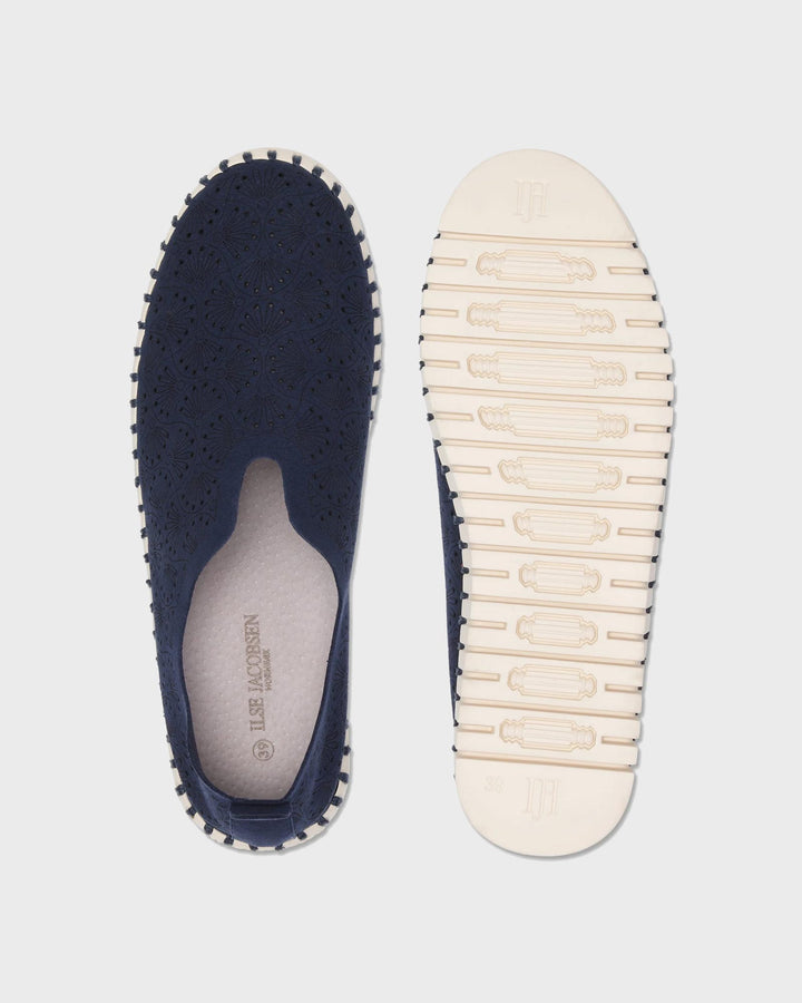 Tulip Organic Flat Dark Indigo Pearled Ivory