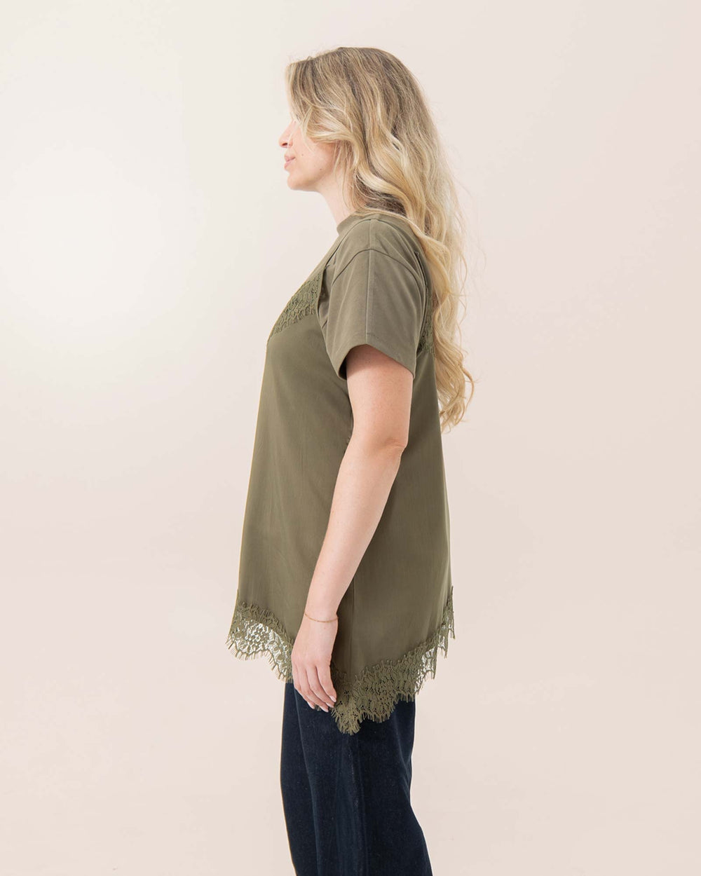 OH APRIL Top Tami Satin Top Olive – Bild 2