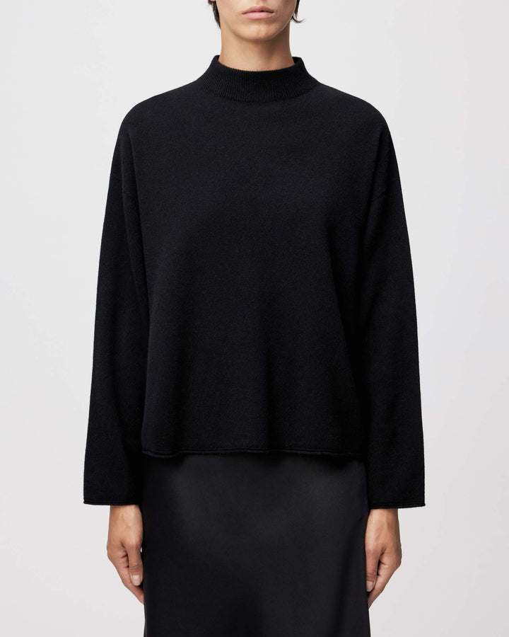 Timothea_2 Black