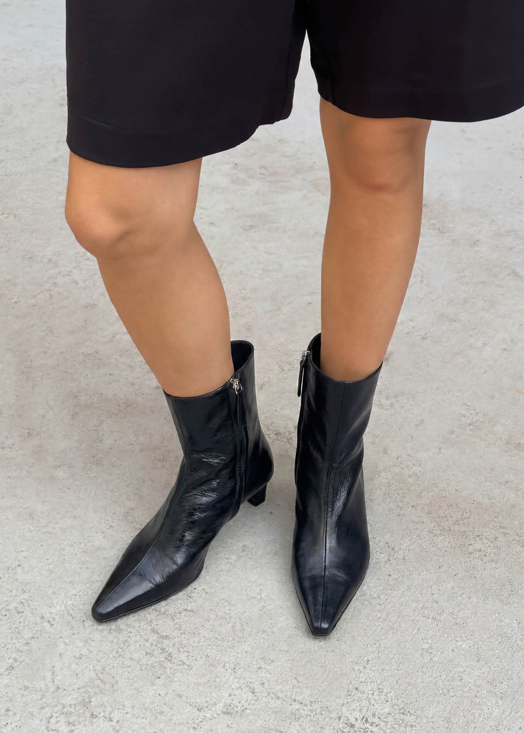 Ambar Rift Black