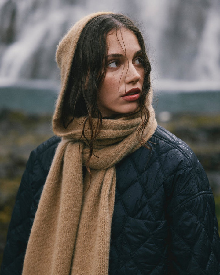 MSCHMilania Hope
Hood Scarf Cartouche